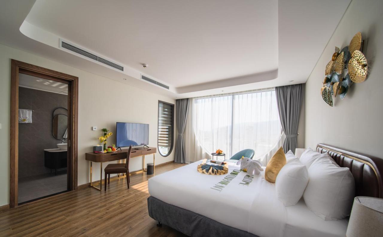 Grand Tourane Nha Trang Hotel Bagian luar foto