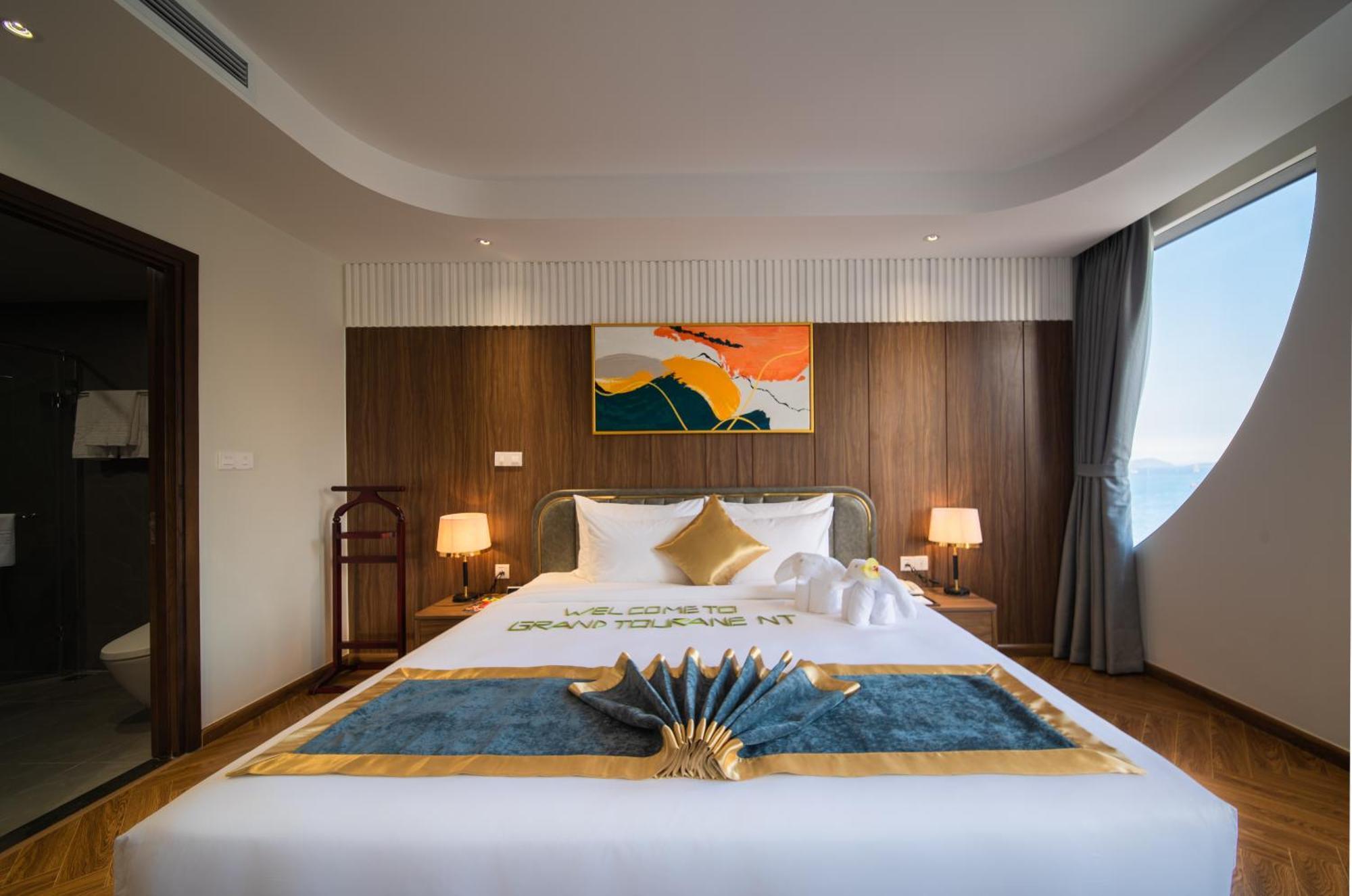 Grand Tourane Nha Trang Hotel Bagian luar foto