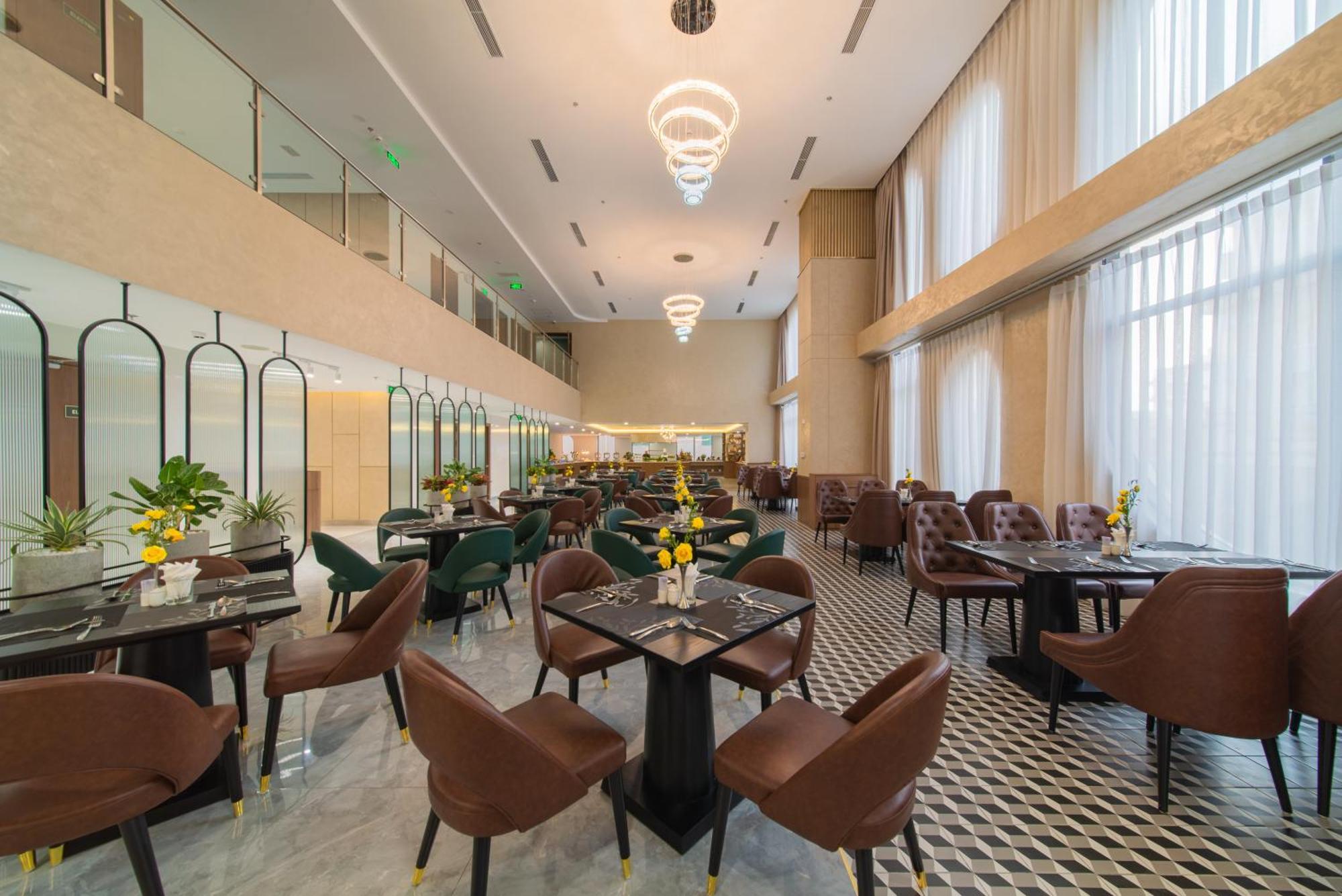 Grand Tourane Nha Trang Hotel Bagian luar foto