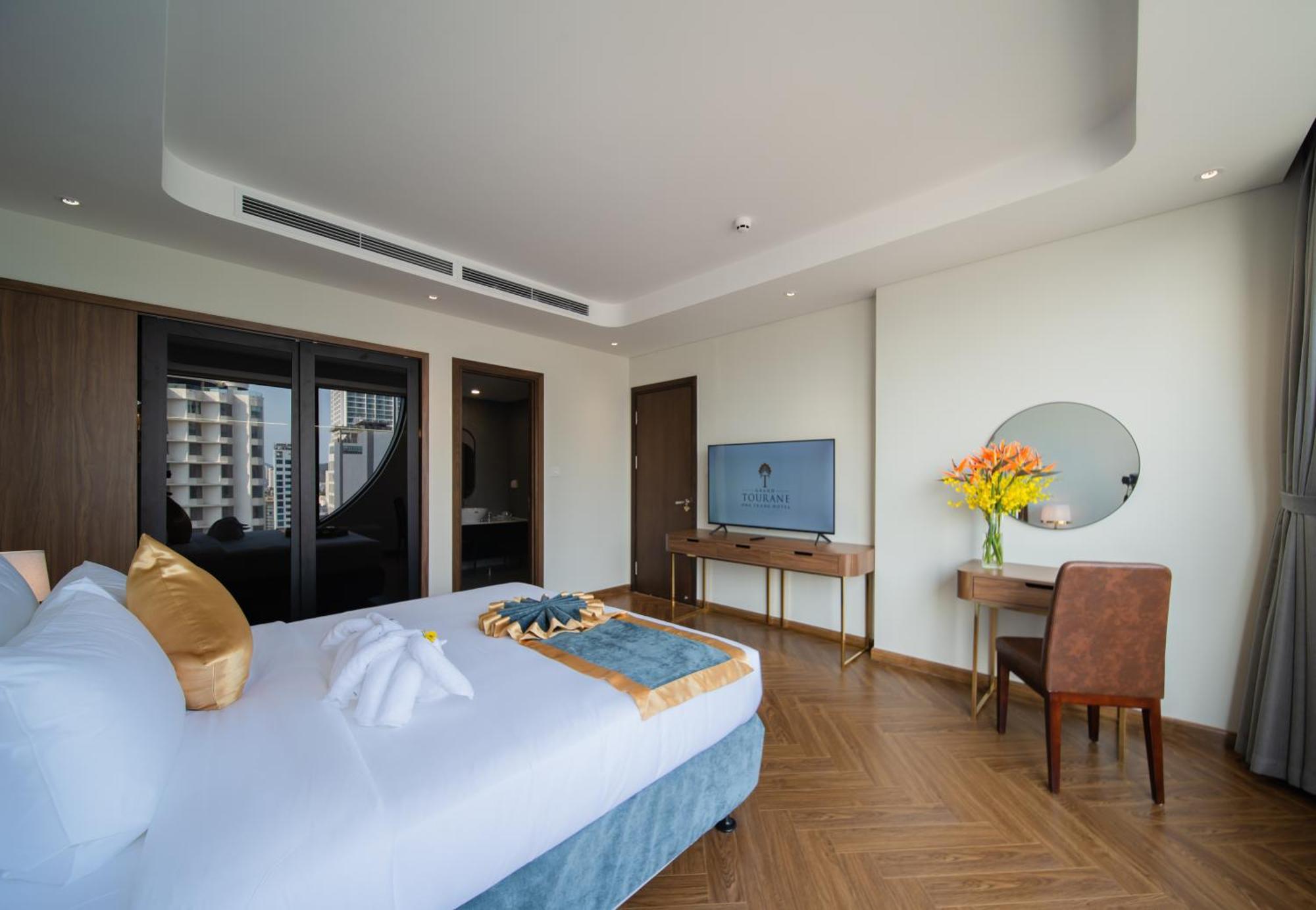 Grand Tourane Nha Trang Hotel Bagian luar foto