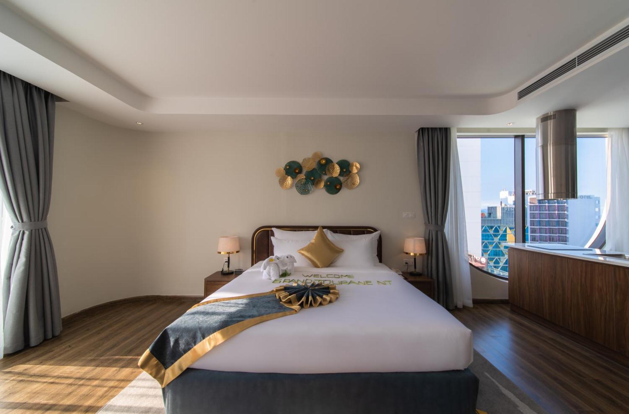 Grand Tourane Nha Trang Hotel Bagian luar foto